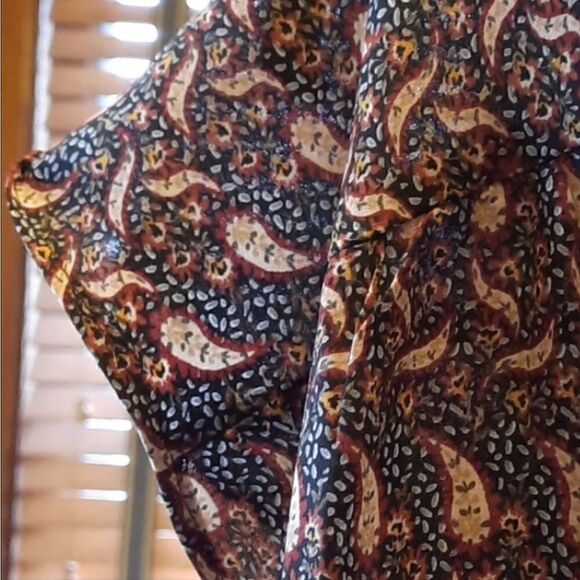 NWT Banana Republic Silky Paisley Flowy Blouse - Picture 9 of 14